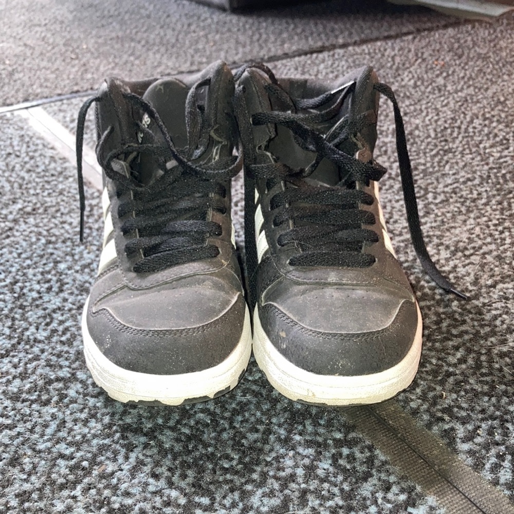 Black& White Hightop adidas shoes